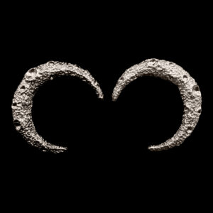 LUNA ADVERSA EARRINGS