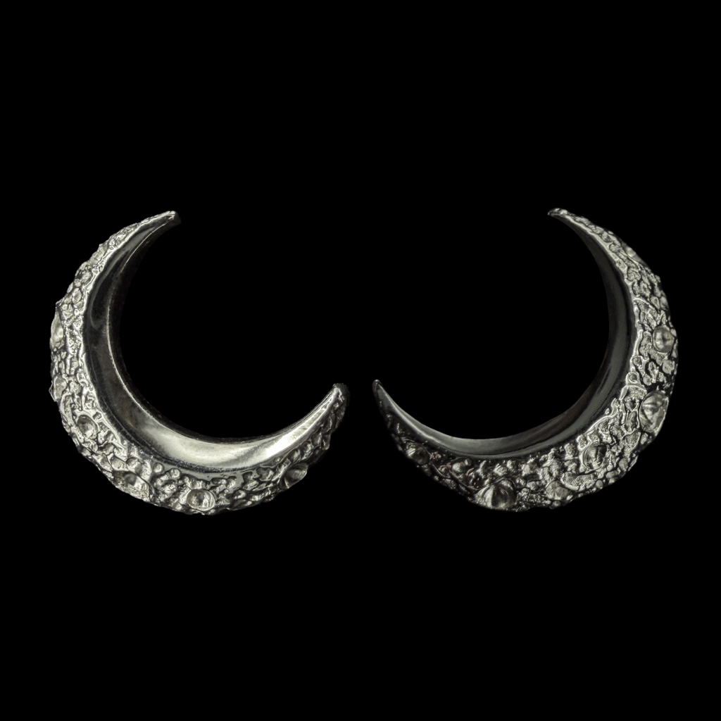 LUNULA EARRINGS